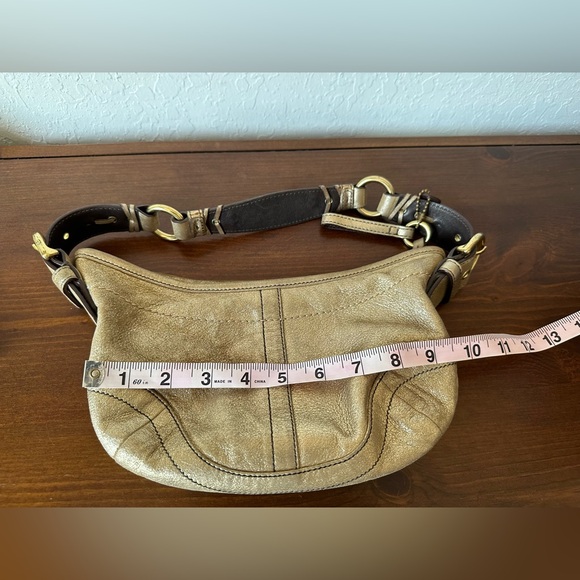 Coach Metallic Gold Limited Edition Shoulder Bag - Picture 7 of 10